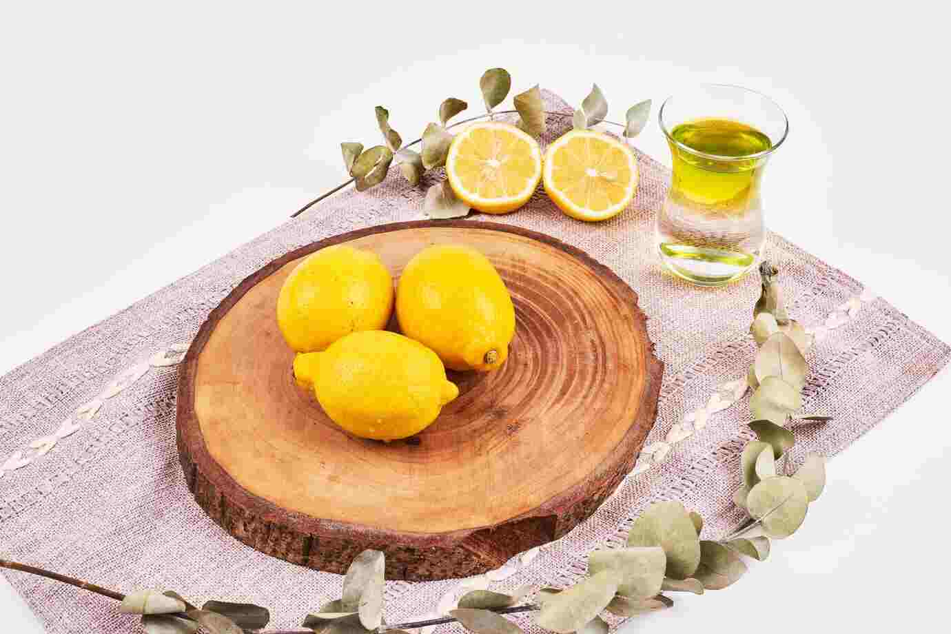Top 7 Health Benefits of Lemon