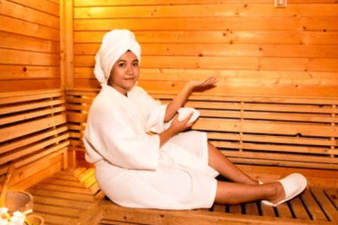 Infrared Sauna vs. Red Light Therapy: Benefits & Key Differences