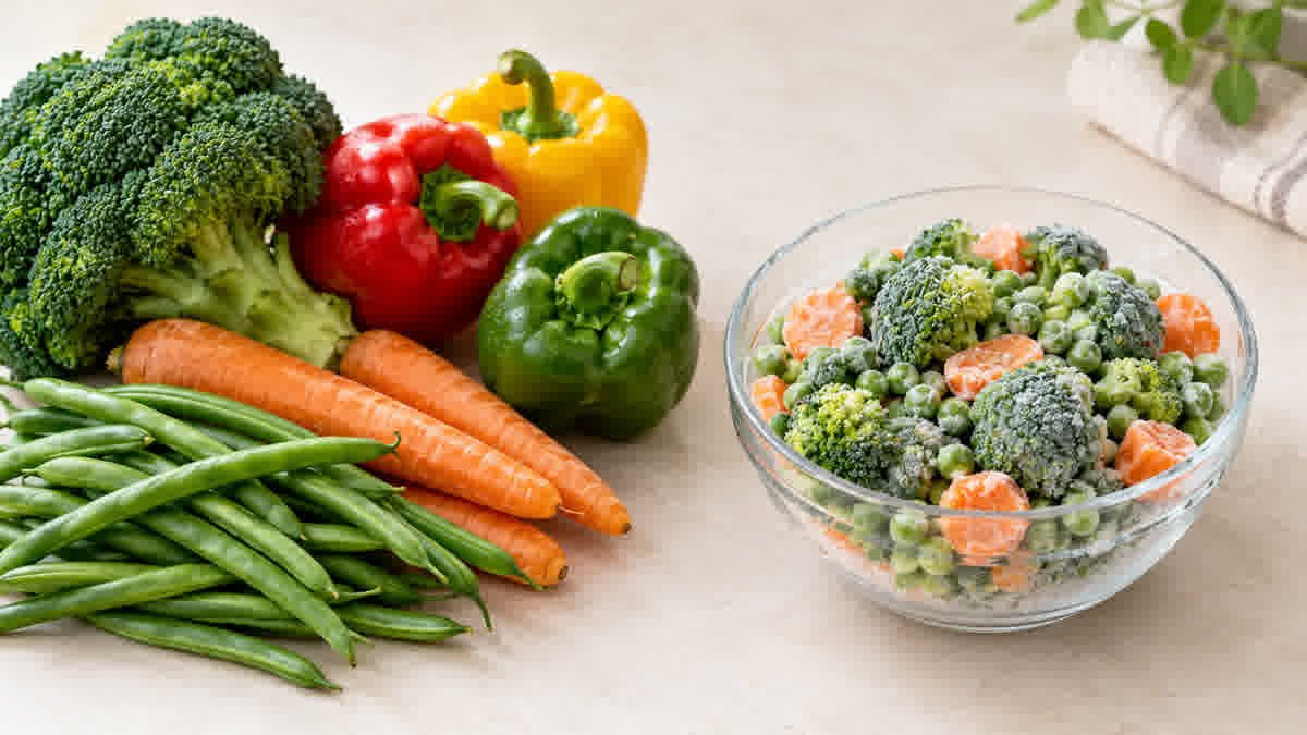 Fresh and frozen vegetables compared for nutrition and healthy eating